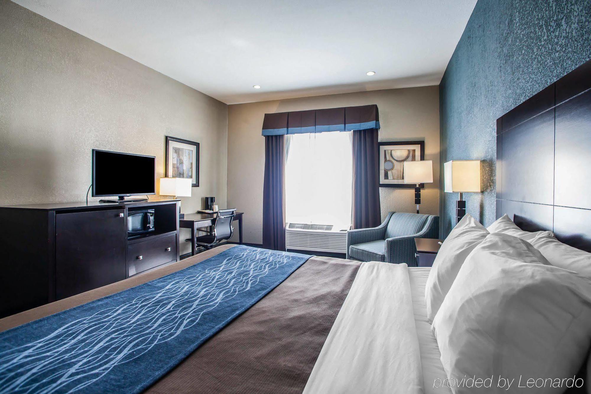 Super 8 By Wyndham Lees Summit Motel Лийс Съмит Екстериор снимка